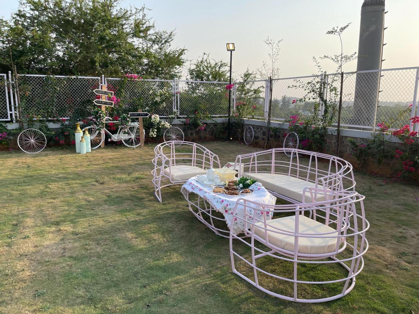 Ekostay Luxe - Casa Noah - Paddle Court & Sunset Point Lonavala Buitenkant foto
